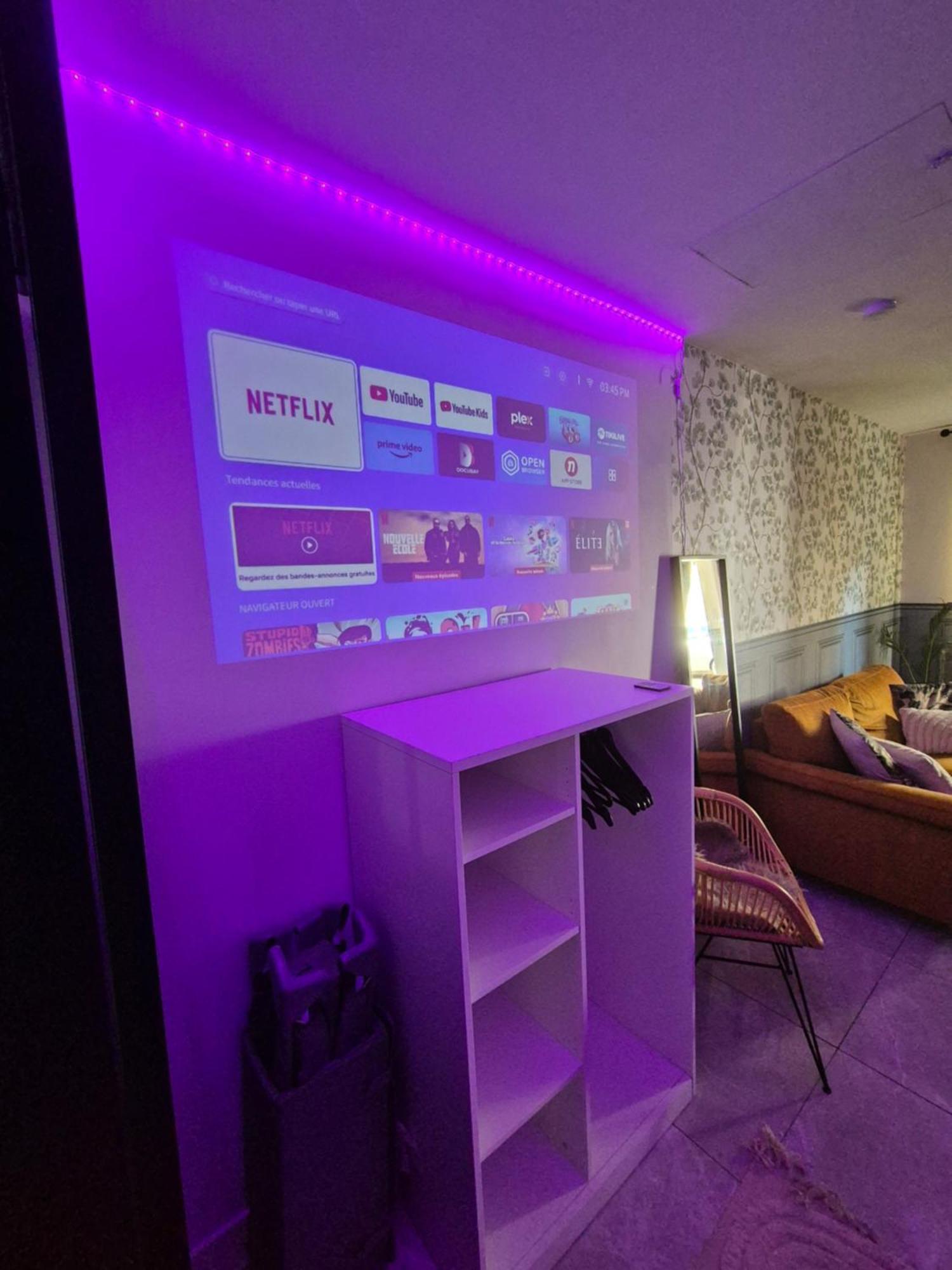 Le Nid Douillet Calme Proche Du Centre Parking Video Projecteur Apartment Brest Luaran gambar
